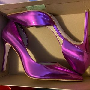 Jessica Simpson heels size 10. Metallic purple